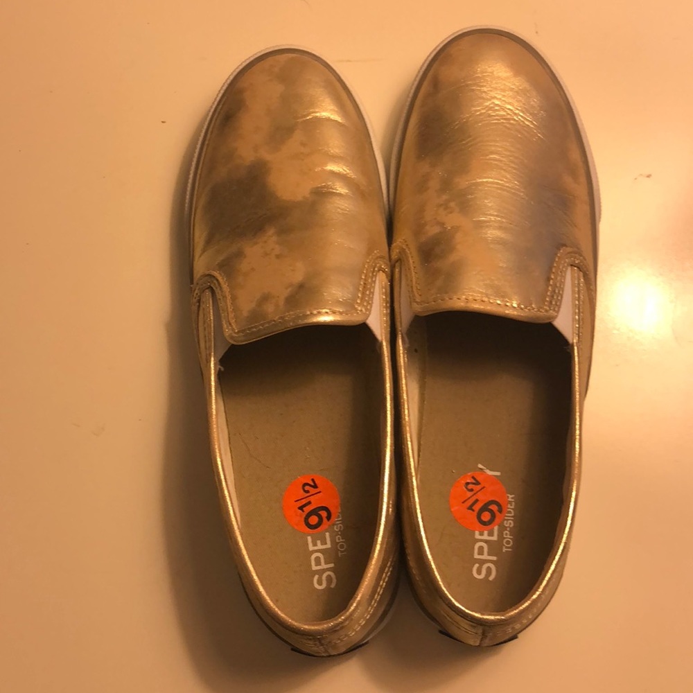NWT Gold Sperrys